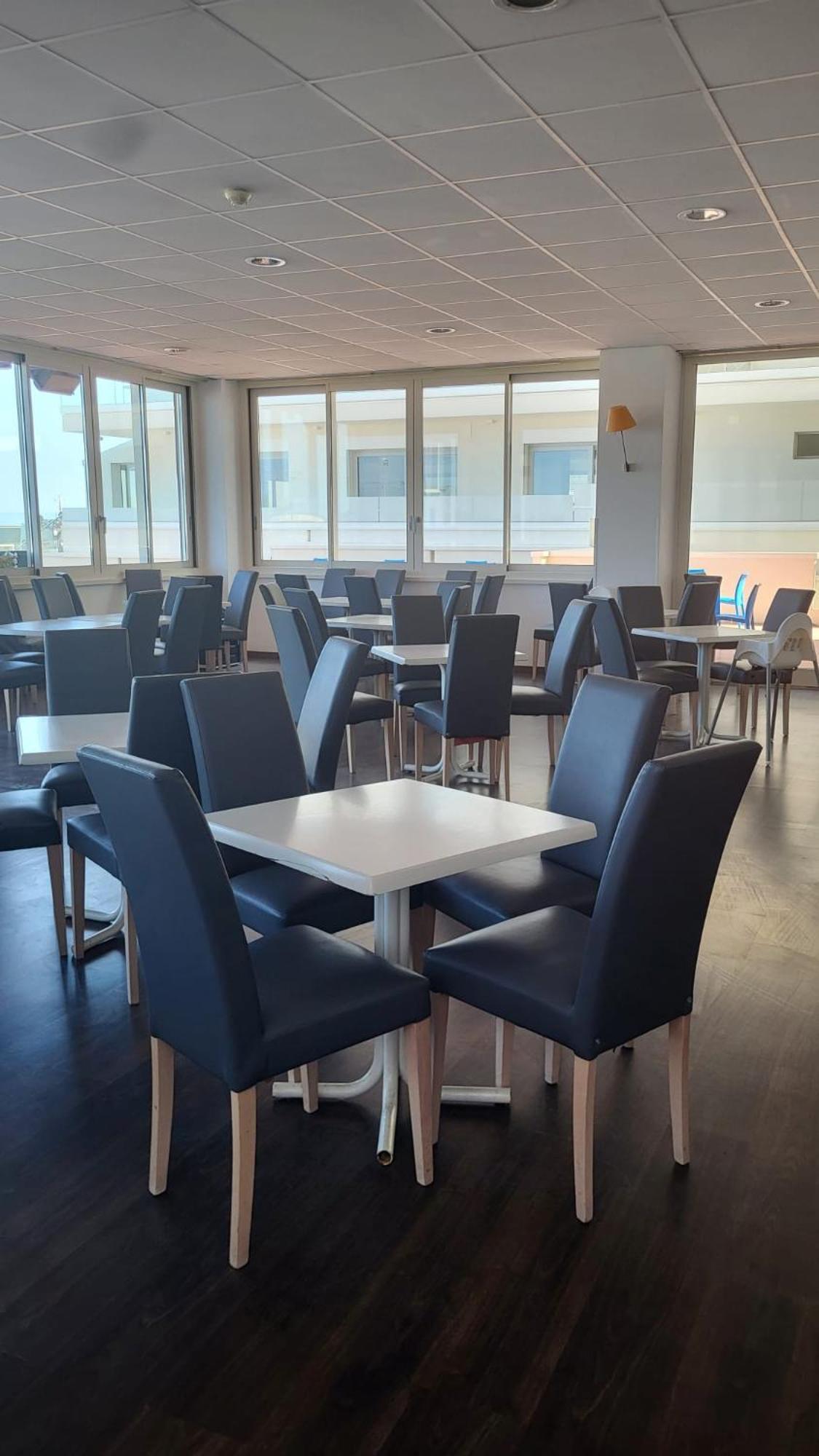 Hotel Embassy Pesaro Exterior photo